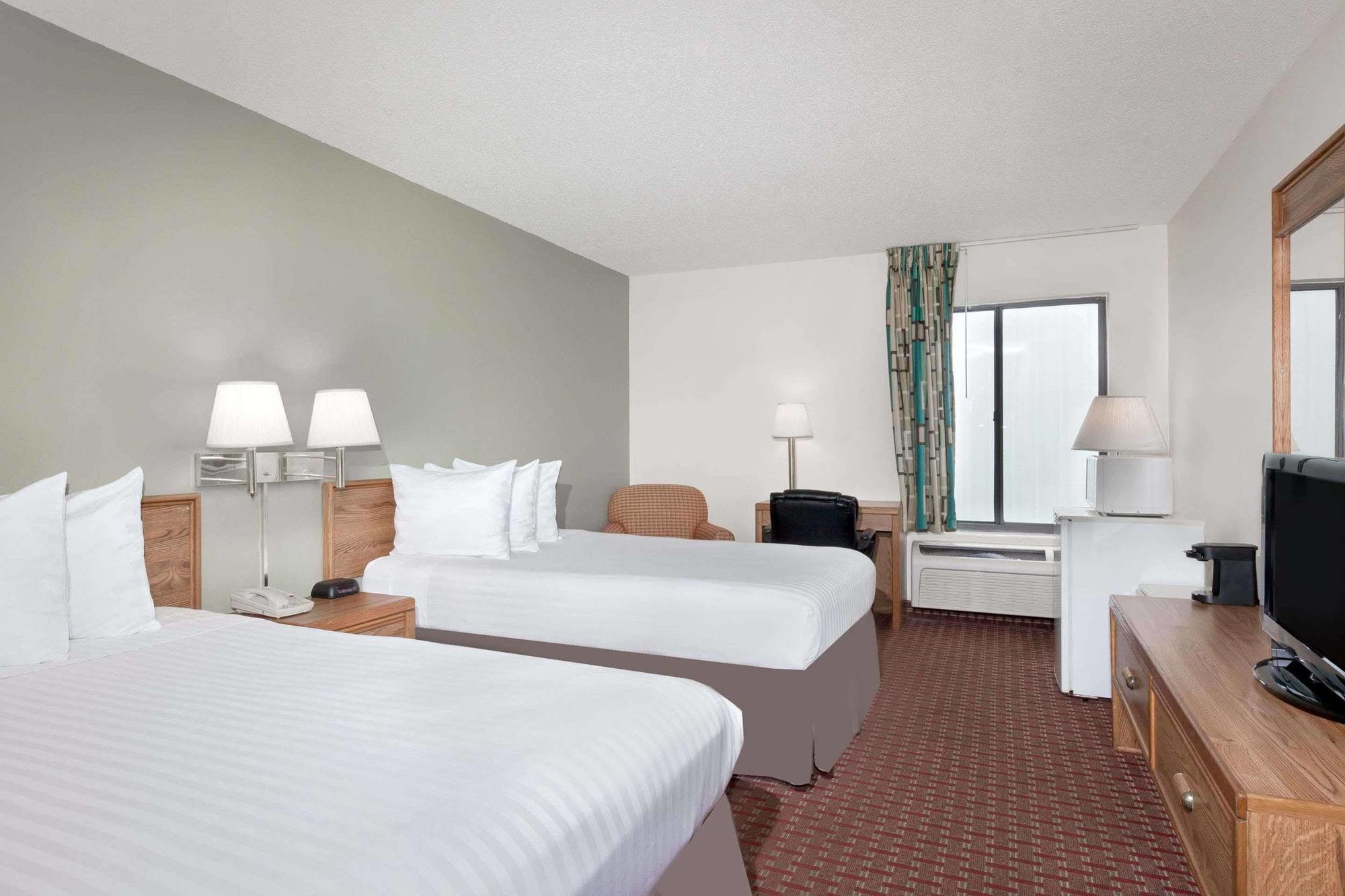 ฮาวเวิร์ด จอห์นสัน บาย วินด์แฮม สก็อตต์ ลาฟาแยต Hotel Scott ภายนอก รูปภาพ