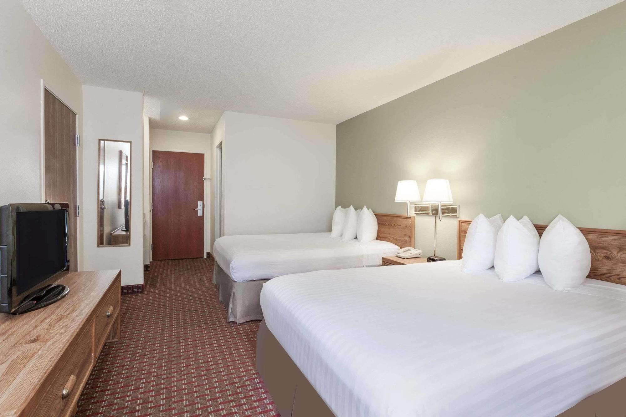 ฮาวเวิร์ด จอห์นสัน บาย วินด์แฮม สก็อตต์ ลาฟาแยต Hotel Scott ภายนอก รูปภาพ